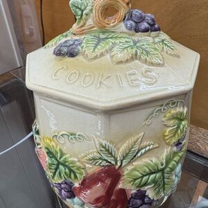Tilso Vintage Cookie Jar